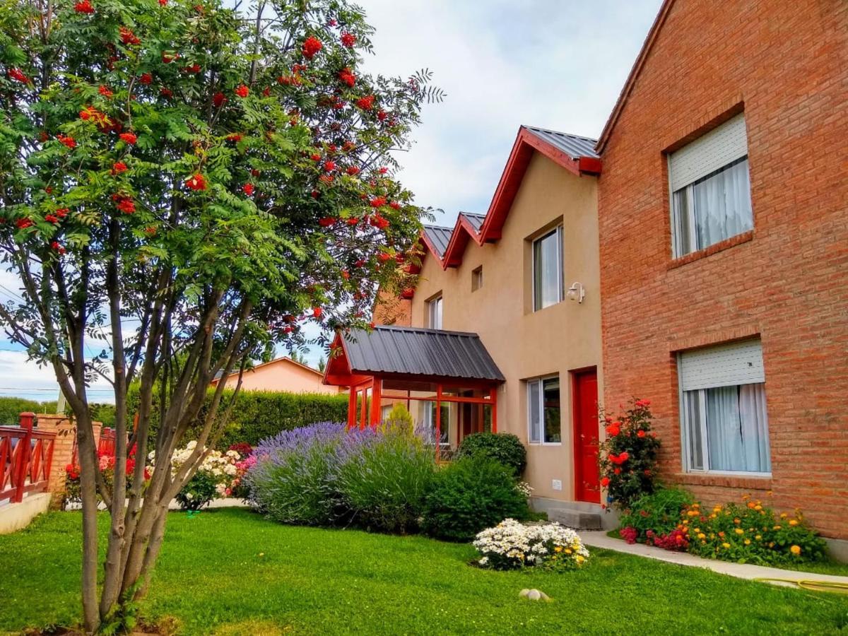 Alto Verde Hosteria El Calafate Exterior foto